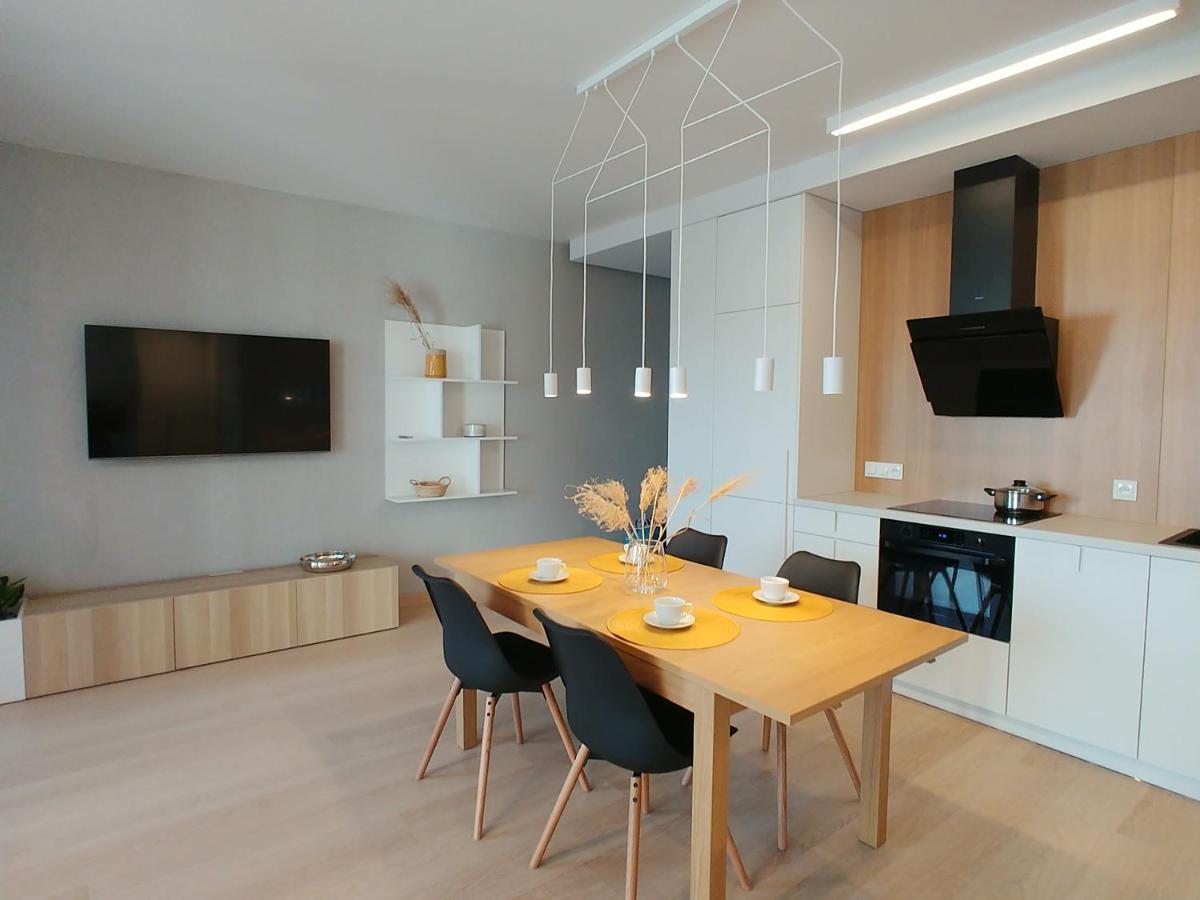 Capital Apartments - Towarowa Poznan Dış mekan fotoğraf