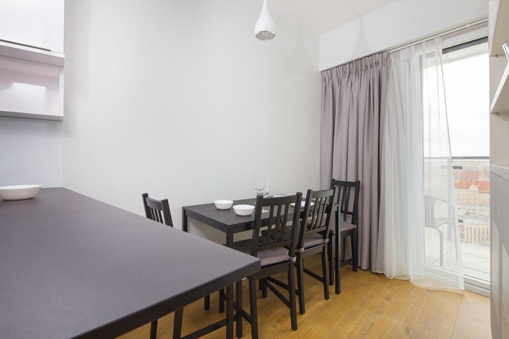 Capital Apartments - Towarowa Poznan Dış mekan fotoğraf