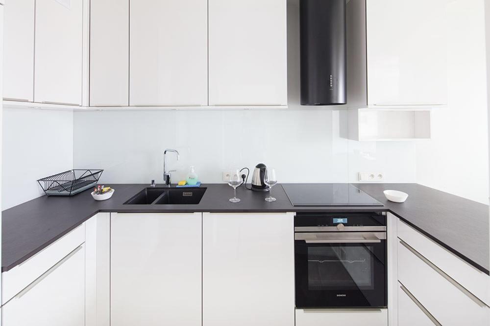Capital Apartments - Towarowa Poznan Dış mekan fotoğraf