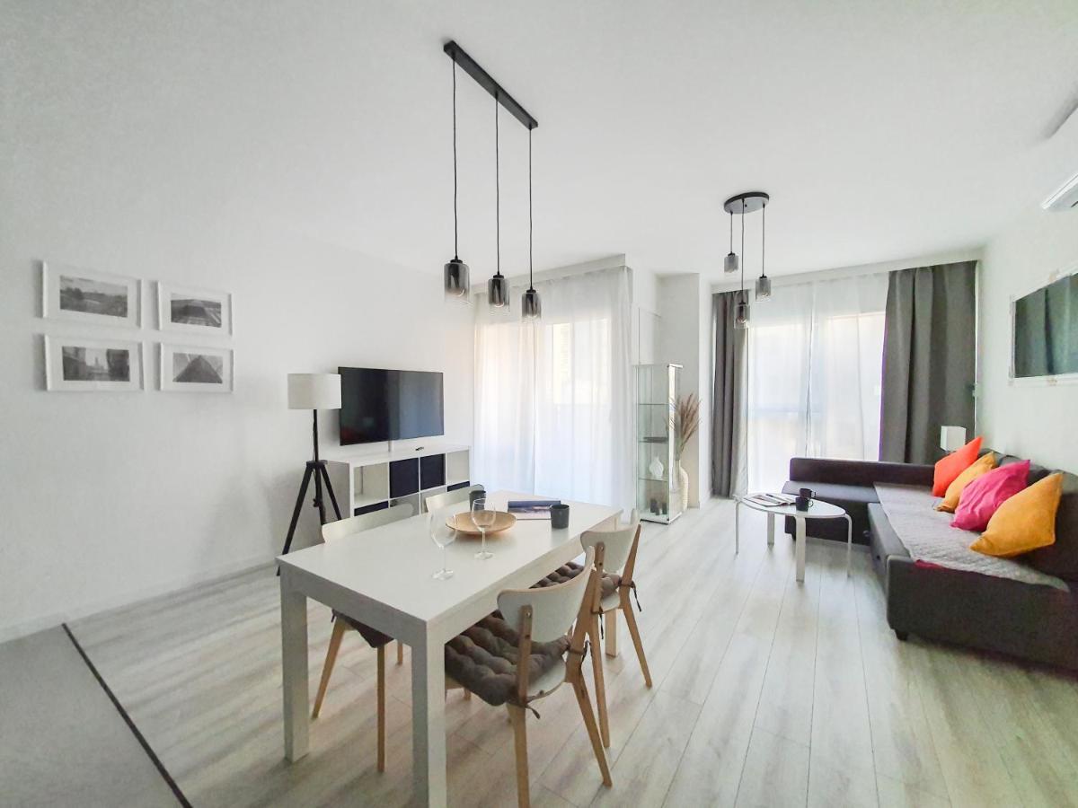 Capital Apartments - Towarowa Poznan Dış mekan fotoğraf