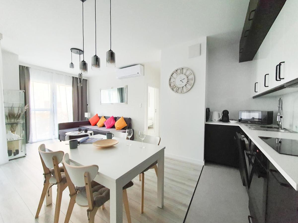 Capital Apartments - Towarowa Poznan Dış mekan fotoğraf