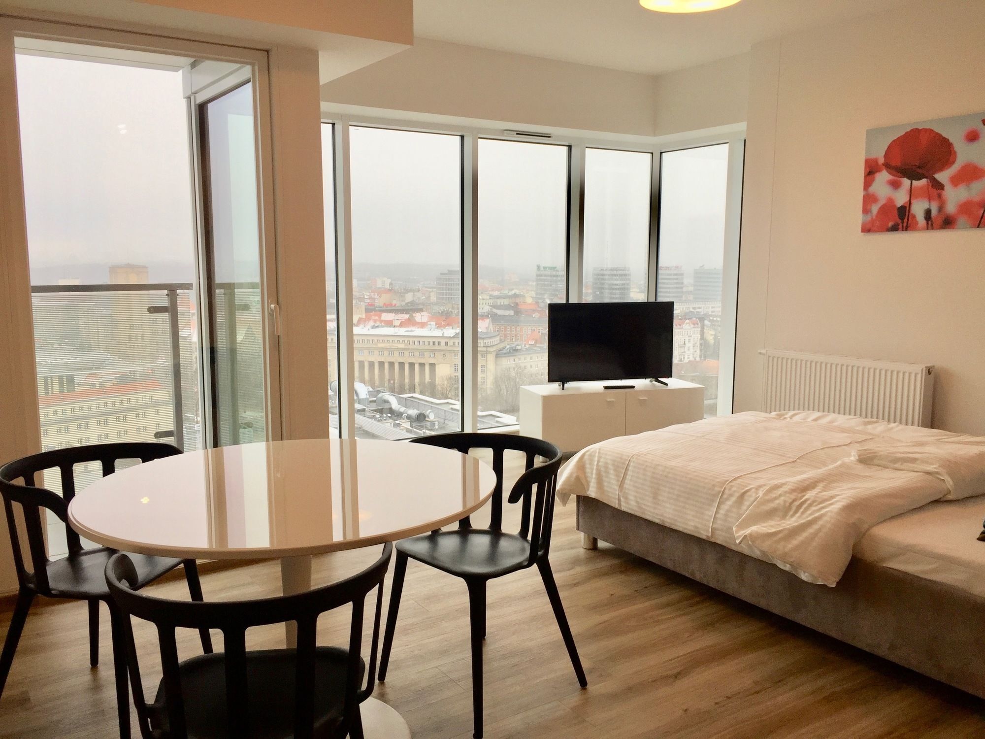 Capital Apartments - Towarowa Poznan Dış mekan fotoğraf