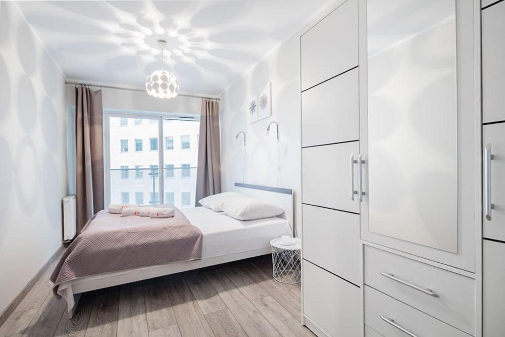 Capital Apartments - Towarowa Poznan Dış mekan fotoğraf